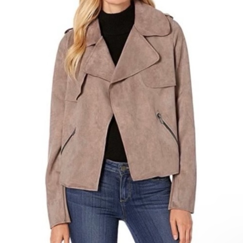 Kut from the Kloth Jacee Suede Moto Jacket 
SIZE Medium 
Like New Condition